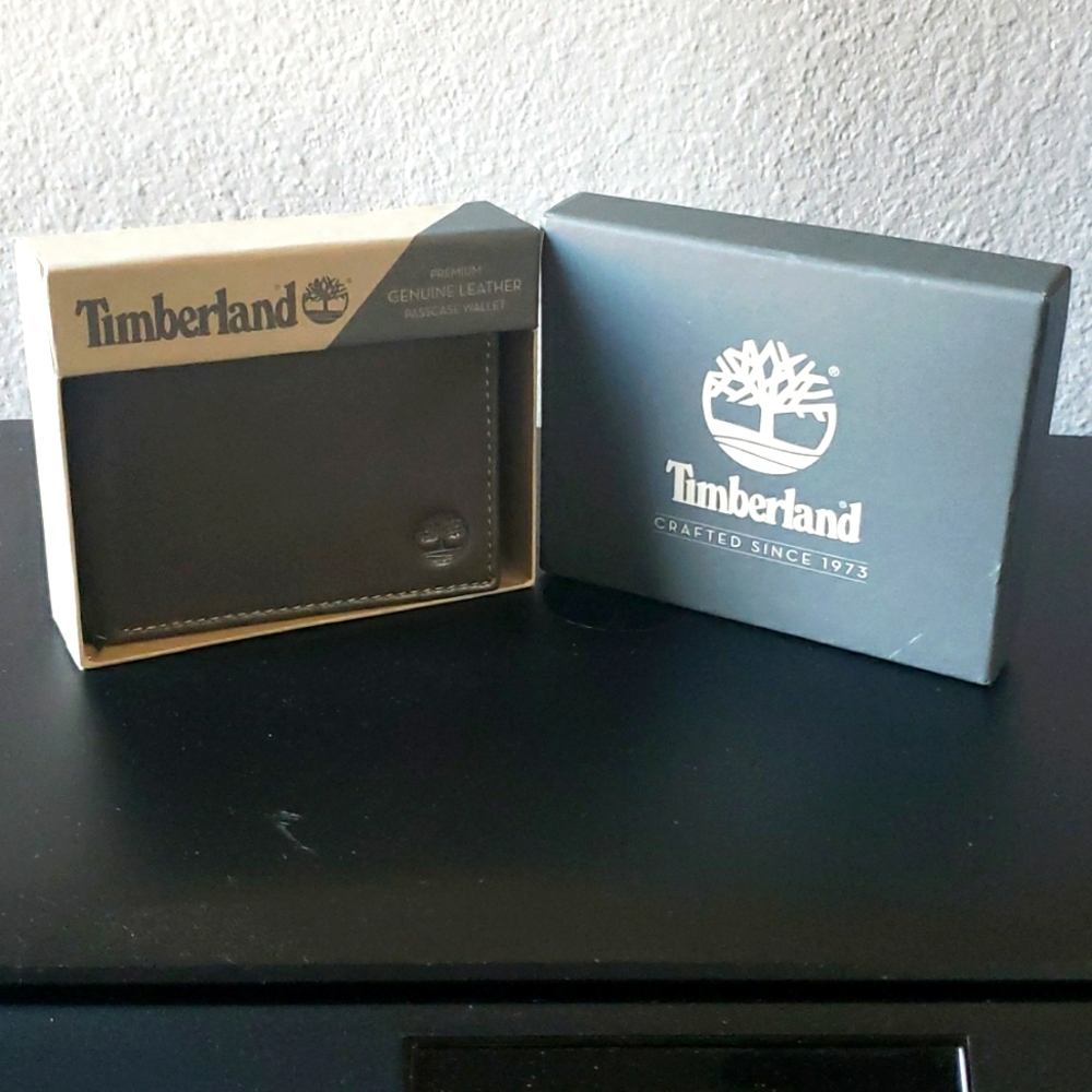 New Men's Genuine Leather Timberland Wallet